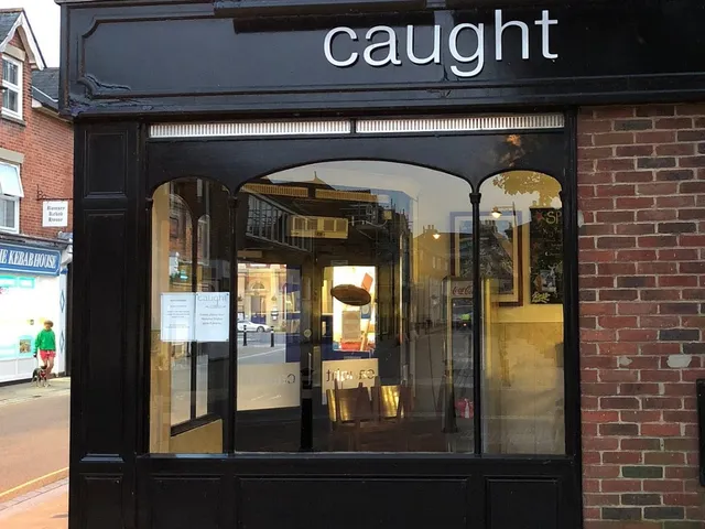 Caught Fish & Chips: Romsey’s Fresh Bite on Church Street