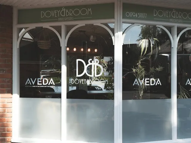 Dovey&Broom Hairdressing