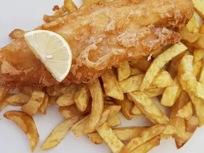 Fish & Chips with a slice of lemon