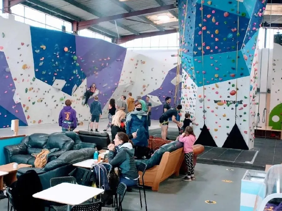 Golden Gecko Climbing: Romsey’s Compact Powerhouse for Vertical Thrills