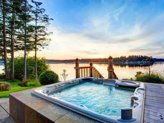 Creative Pools and Leisure