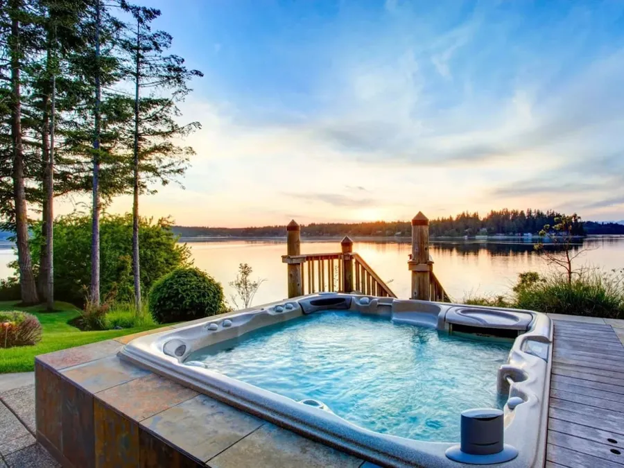 Creative Pools and Leisure