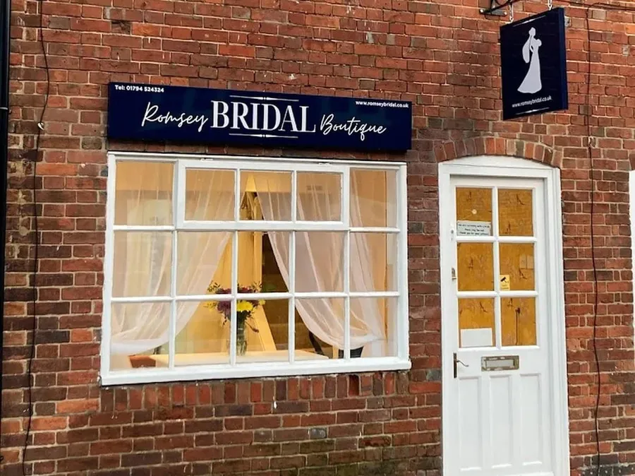 Romsey Bridal Boutique: Elegant Gowns in Hampshire’s Heart