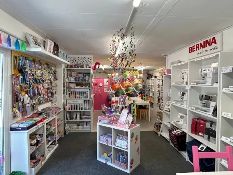 sewing machines and accessories