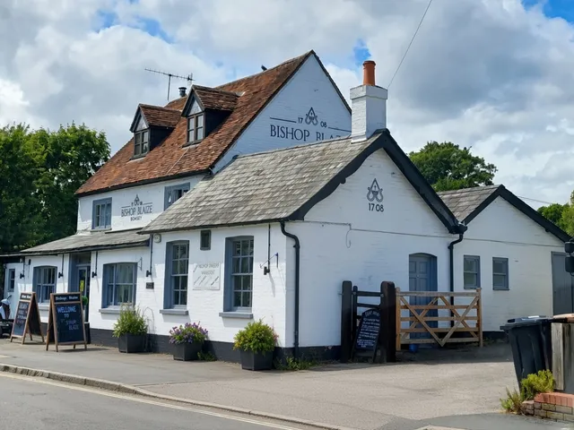 Exterior of the Bishop Blaize on Winchester Road, Romsey