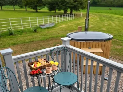 hot tub viewed from the decking