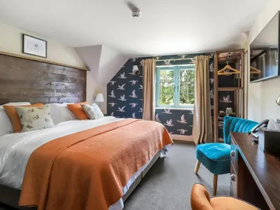 King sized bedroom