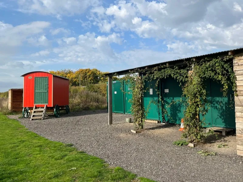 Showers and toilet blocks
