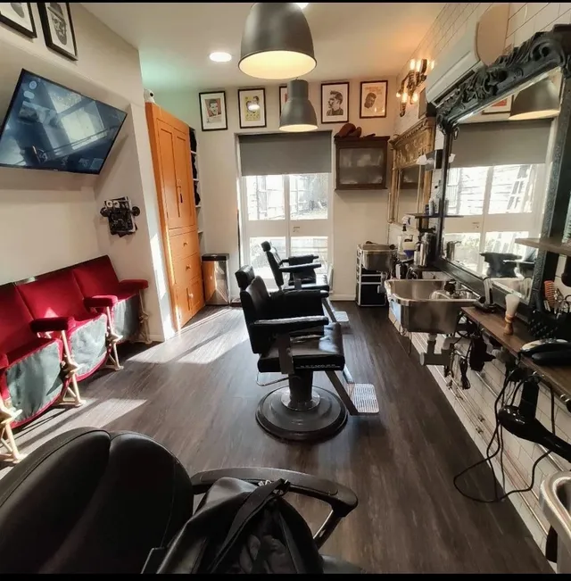 Interior of Fellas barber shop on The Hundred in Romsey