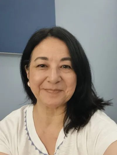 Juliet Morris (Lic.Ac, MAcS), Five Element acupuncturist at Romsey Acupuncture