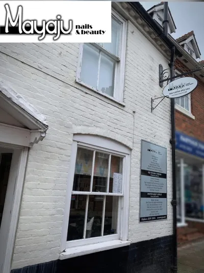 Street view of Mayaju Nails and Beauty salon in Romsey